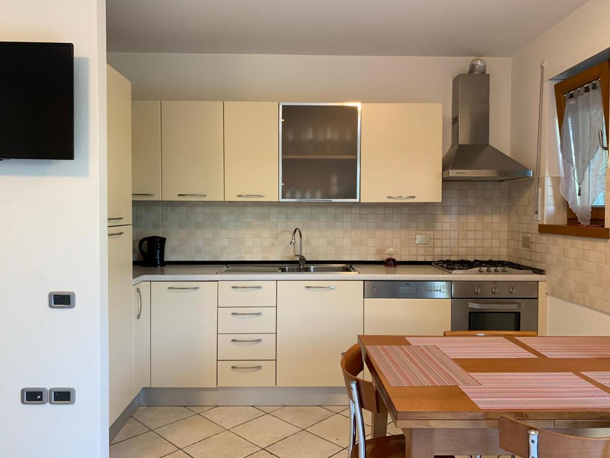 Appartamento Ivonn Con Giardino Riva del Garda Exterior foto