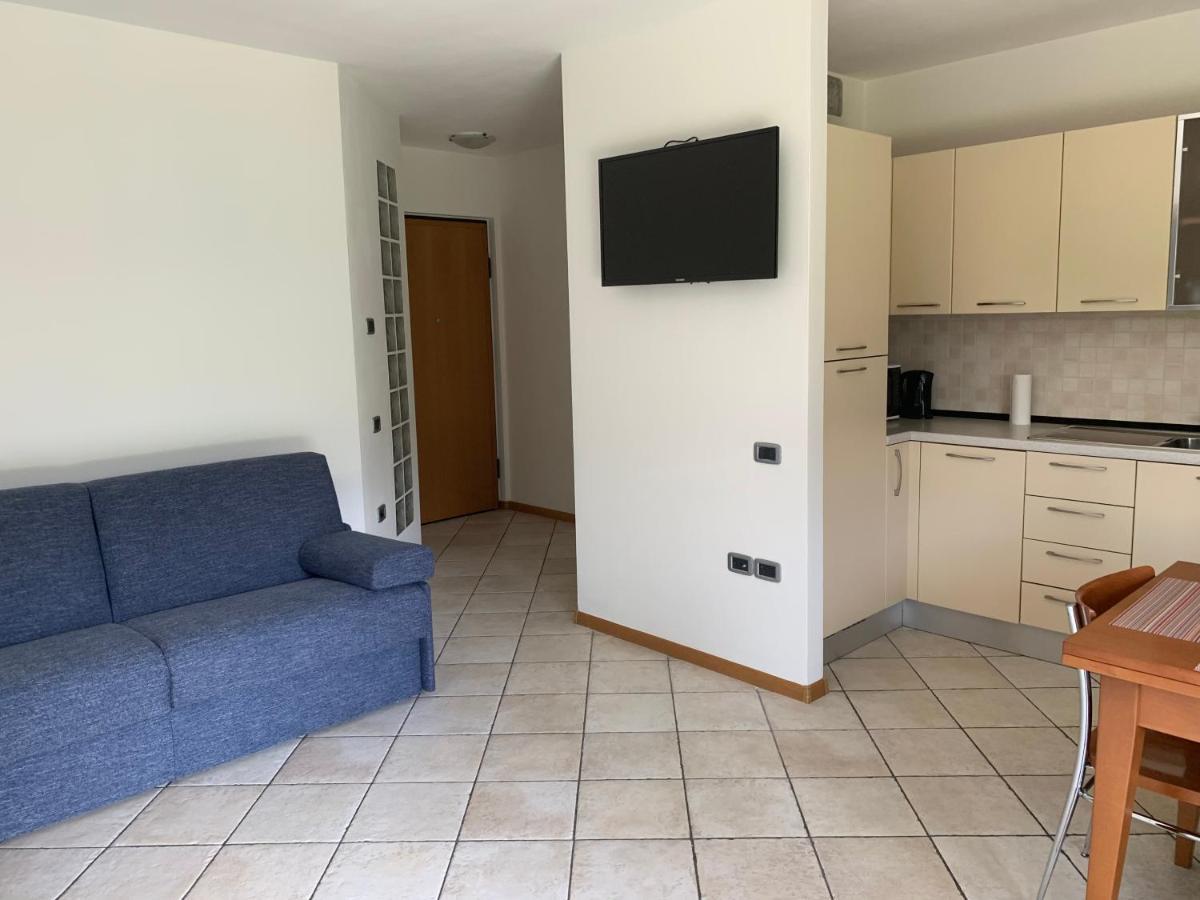 Appartamento Ivonn Con Giardino Riva del Garda Exterior foto